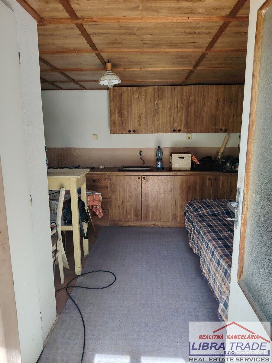 Rodinný dom na predaj v Tvrdošovciach. — foto 6