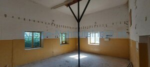 Objekt vhodný na rekonštrukciu pre 2-3 byty spolu cca 250 m2 Sečovce — foto 5