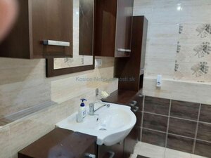 Predaj byt 3i 71m2 6/9p + lodžia + pivnica Dneperská Košice - Nad jazerom — foto 5