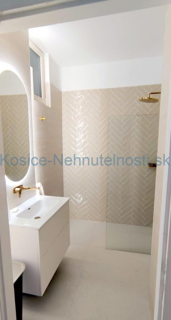 Prenájom byt 2i 98 m2 Košice Alžbetina - Staré Mesto — foto 7