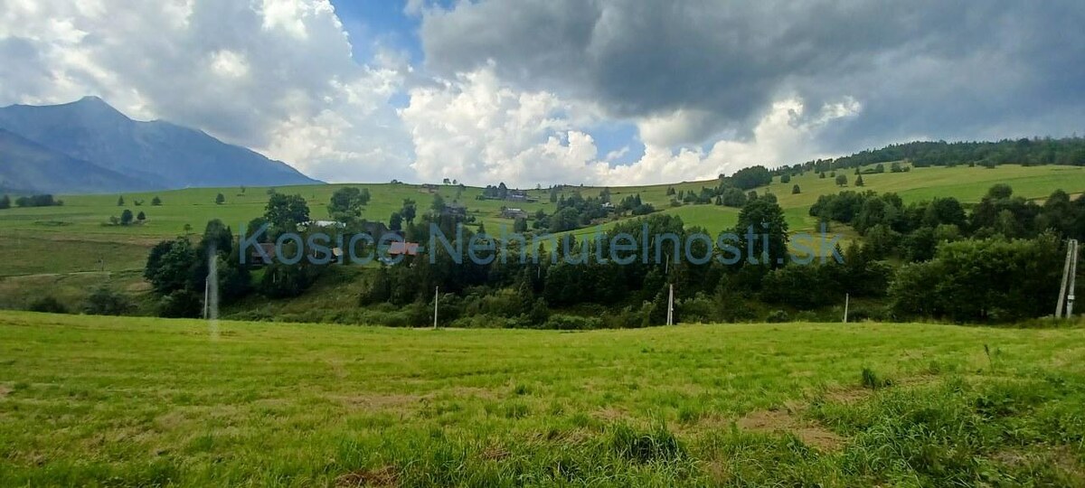 Pozemok na predaj 424,5 m2 Ždiar samota v lese