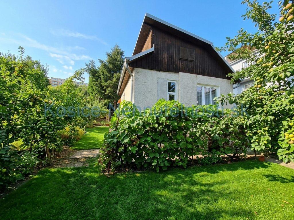 Veľký pozemok 1078m2 s murovanou chatou 90m2, Košice-Furča — foto 2