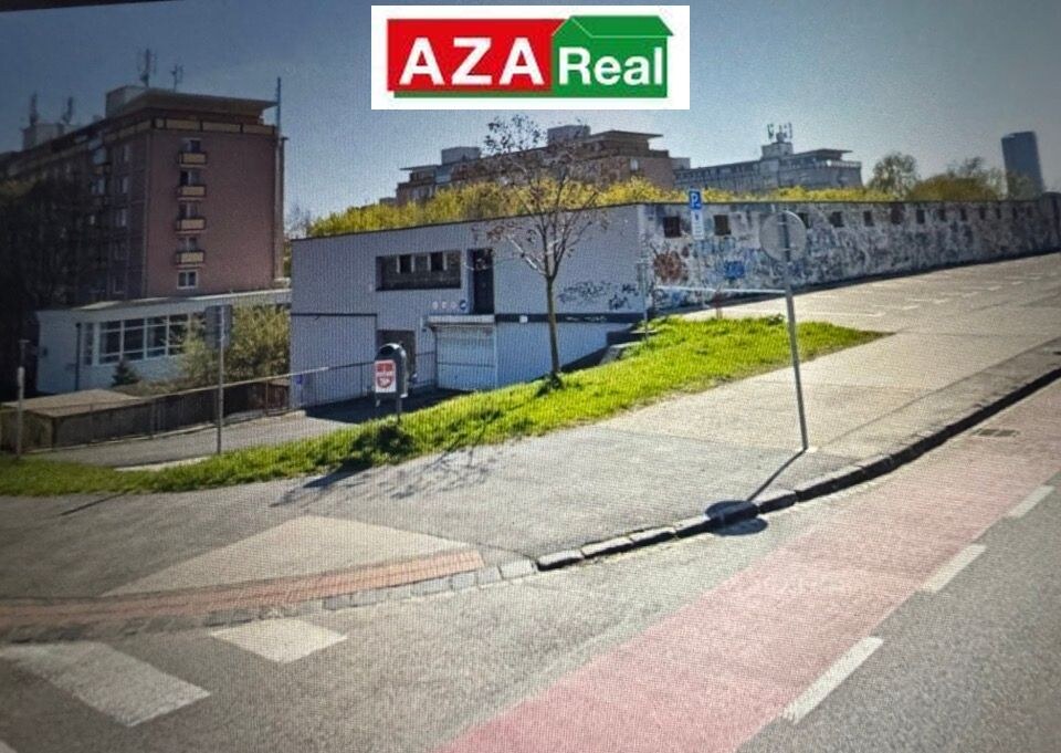 REZERVOVANÉ KÚPTE SI GARÁŽ-garážový dom,ul.Pionierska