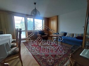 Výnimočná usadlosť s rodinným domom a štýlovými hospodárskymi stavbami v Košarovciach — foto 6