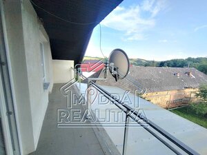 Výnimočná usadlosť s rodinným domom a štýlovými hospodárskymi stavbami v Košarovciach — foto 11