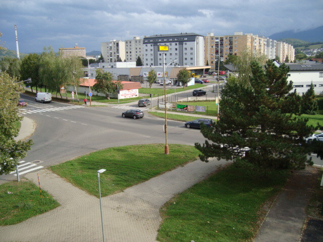 Predám 2-izbový byt - centrum mesta — foto 2