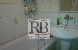 3-izbový byt, Svidnícka, Bratislava II — foto 3