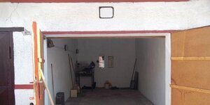 Garáž, síd. Západ, Levoča — foto 2