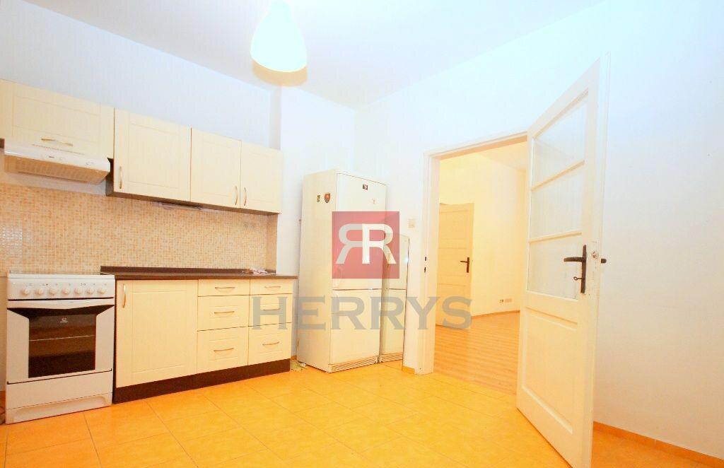 PRENÁJOM, 2 izbový byt, Konventná, Bratislava- Staré Mesto — foto 3