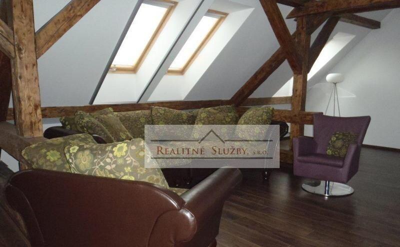 Prenájom, 4 izový byt, ul. Jesenského, Staré Mesto — foto 2