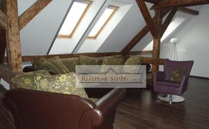 Prenájom, 4 izový byt, ul. Jesenského, Staré Mesto — foto 2