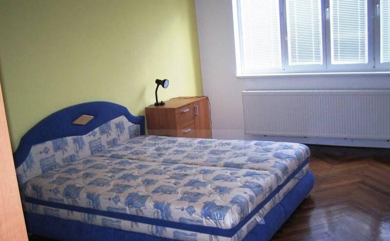 Predáme 2-izbový byt Hlavatého ulica BA I — foto 3