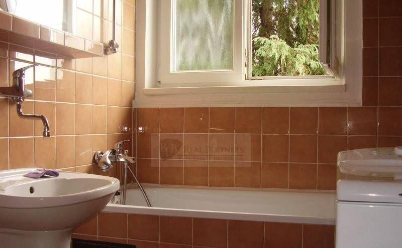 Predáme 2-izbový byt Hlavatého ulica BA I — foto 4