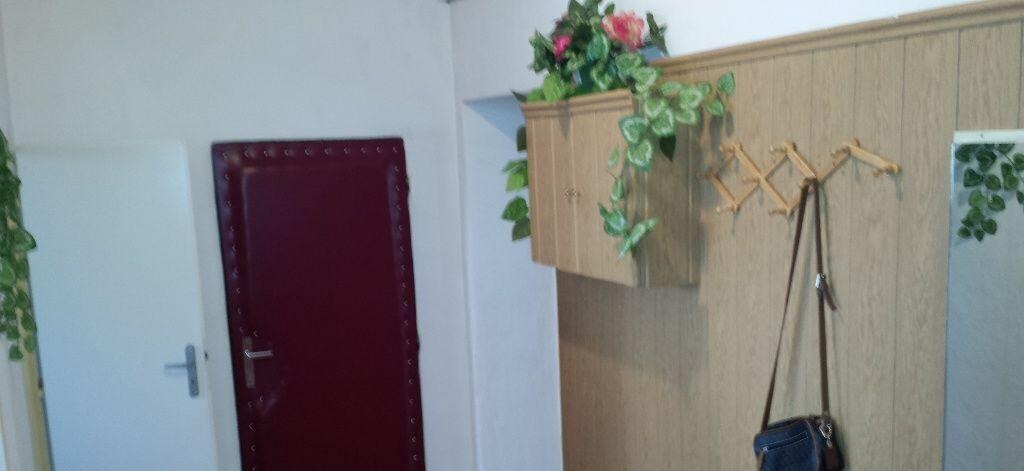 Predám veľký dvojizbový byt v centre mesta — foto 4