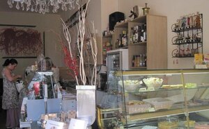 Odstúpenie zabehnutej čokoládovne na Vajnorskej ul — foto 2