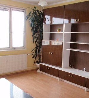 3 izbový zariadený byt s lodžiou, Hájik — foto 1