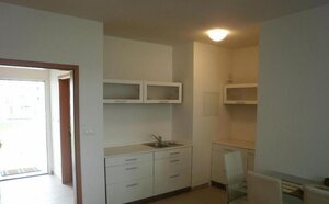 Prenájom 1 IZB. Byt - novostavba, plne zariadený PIVN. Kobka park — foto 2
