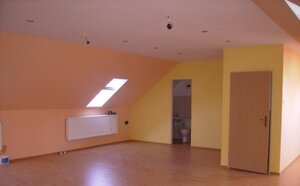 Samostatná budova - obchod - služby — foto 1