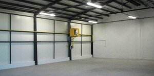 Prenájom skladových priestorov 200m2, BA - Ružinov — foto 2