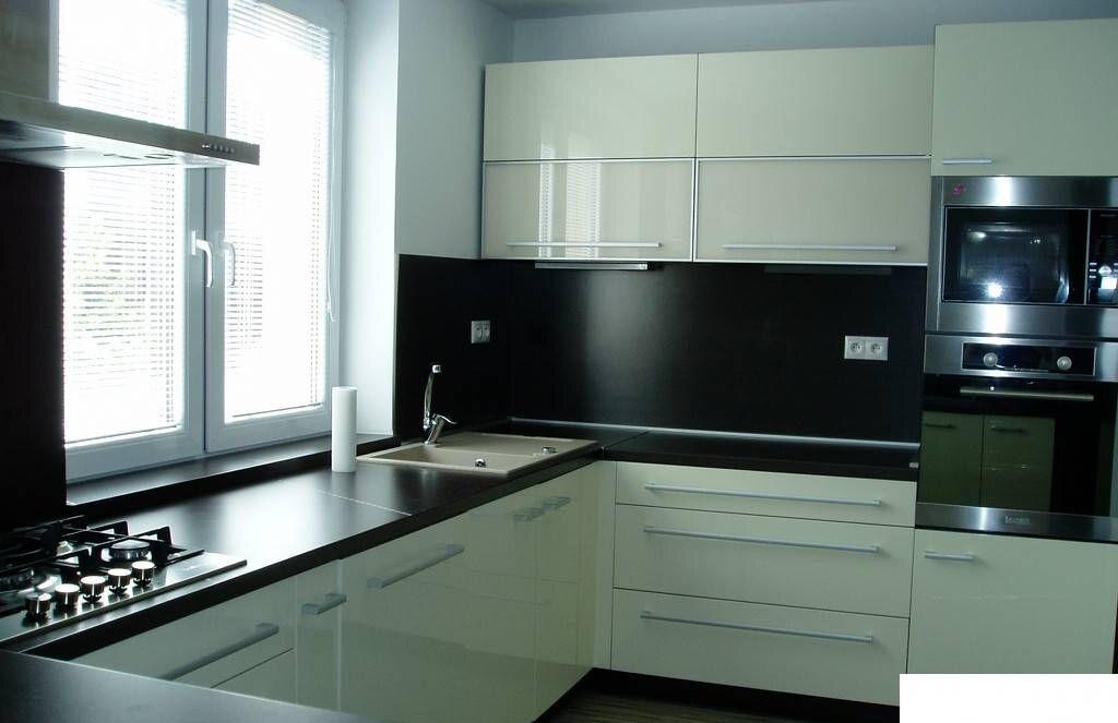 3-izb.mez.byt s balkónom a klimatizáciou, 83 m2, Komenského ul. — foto 2