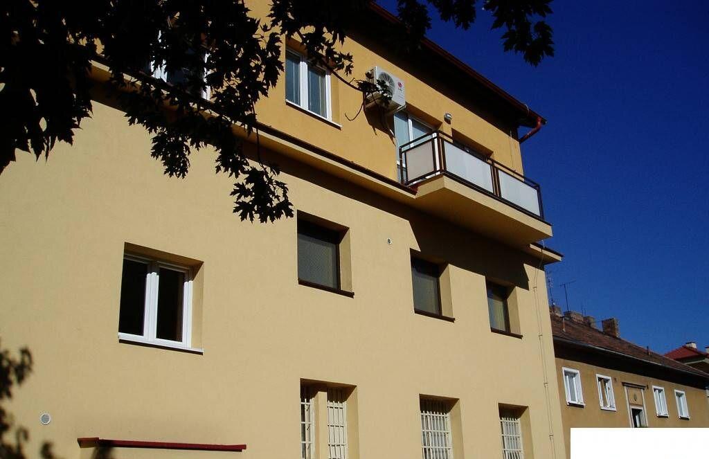 3-izb.mez.byt s balkónom a klimatizáciou, 83 m2, Komenského ul. — foto 4