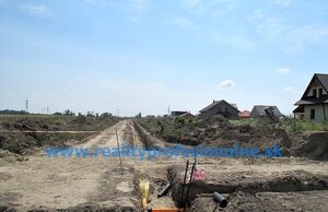 Pozemok 575 m2, Hrubý Šúr, predaj slnečného pozemku — foto 3