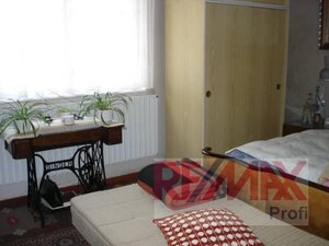 RODINNÝ DOM V CENTRE MESTA VRÚTKY — foto 3