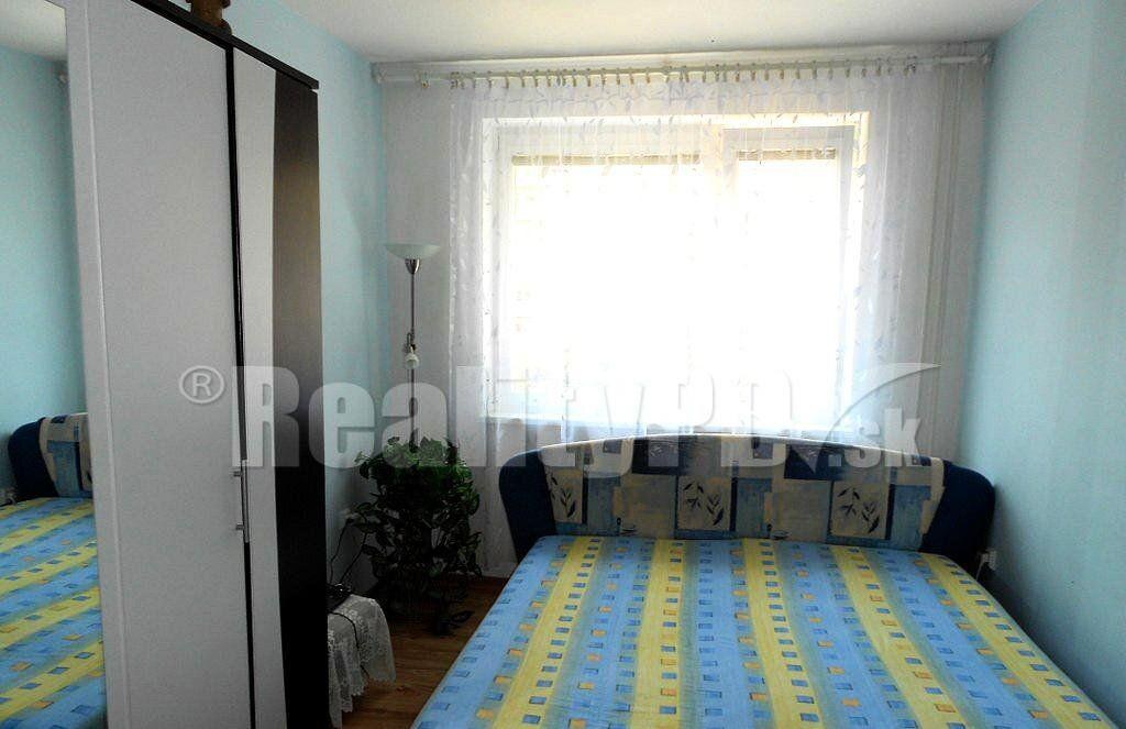 2 izbový byt Prievidza na predaj, Necpaly,50 m2 — foto 3