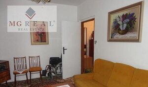 2,5 izbový byt s balkónom, loggiou a komorou — foto 3