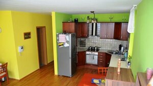 INCLUSIVE ponúka - Krásny priestraný 3 izbový byt na Tomášikovej ul. v novostavb — foto 4