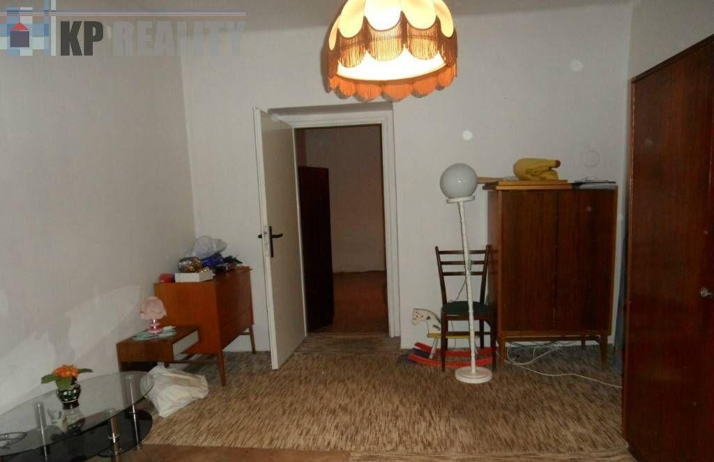 Predaj - 3 izbový byt, 81 m2, pôvodný stav, Zemianske Kostoľany — foto 4