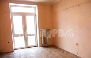 2 izbový byt Žiar nad Hronom na predaj, pôvodný stav — foto 1