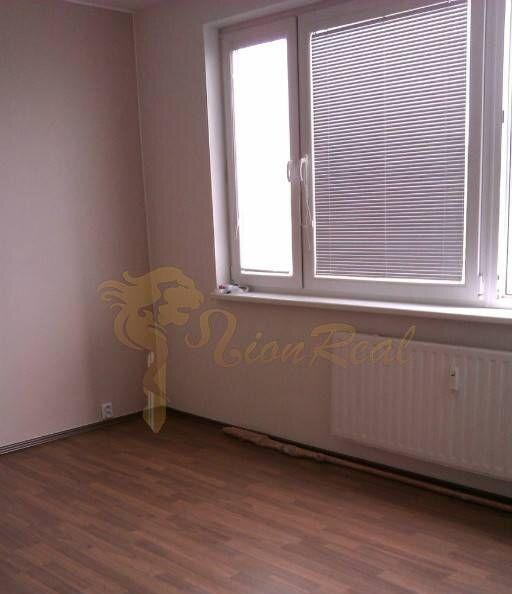 1-izb. Vígľašská, Petržalka, po rekonštrukcii