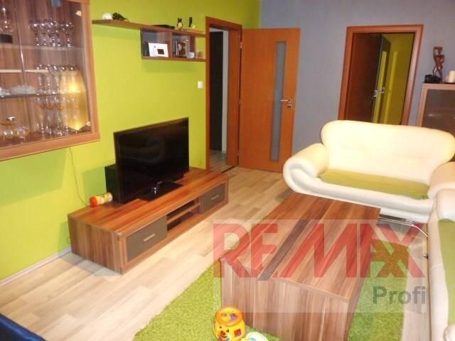 2 izb. veľkometrážny byt 69 m2, komplet zrekonštruovaný — foto 2