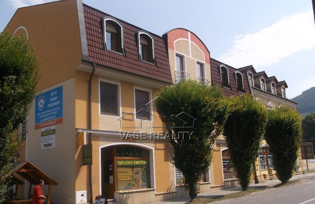 Ponúkame Vám na predaj polyfunkčný objekt, kancelárie, byt a spoločné priestory, — foto 2