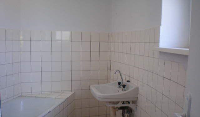PB2011 Byt 2 1 na Školskej ul. PB - v tichom prostredí, tehlová bytovka