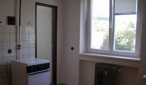 PB2011 Byt 2 1 na Školskej ul. PB - v tichom prostredí, tehlová bytovka — foto 2