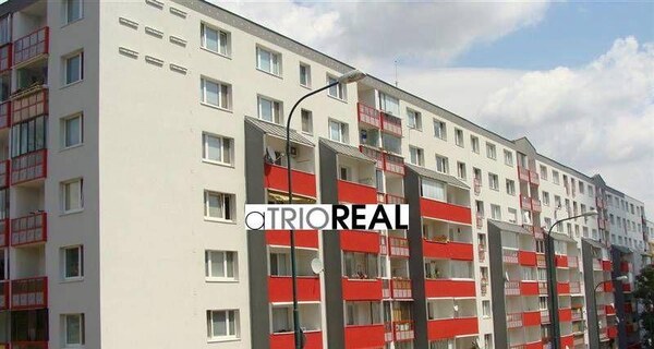 aTRIOREAL - 3I BYT - BENIAKOVA, DLHE DIELY - LOGGIA 8 M2!