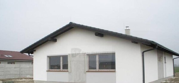 X - Predáme exkluzívny 4 izbový bungalov Hrubá Borša