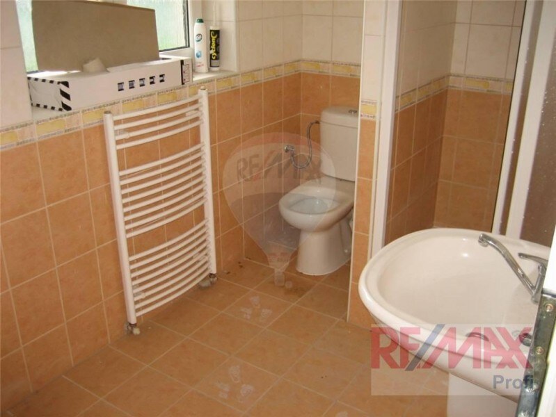 Rod. dom 5 izieb, 2 kúpelne,11-ročný, Mošovce — foto 2