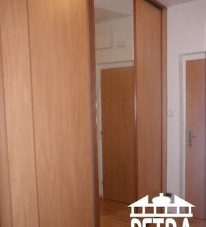 Pekný slnečný 2 izbový byt s loggiou — foto 3