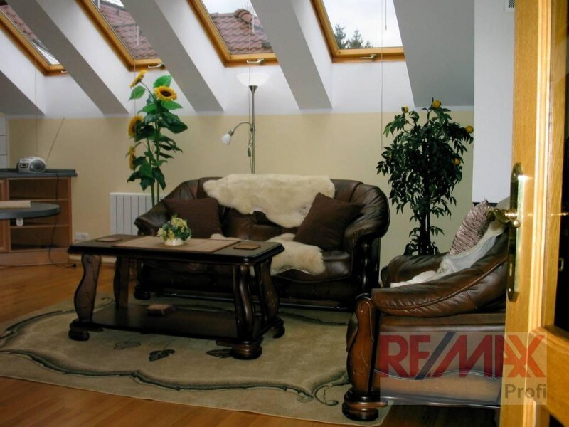 APARTMÁNOVÉ BÝVANIE NA KOLÓNIÍ HVIEZDA — foto 2