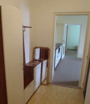 Best-Real ponúka na predaj 2. izbový kompletne zrekonštruovaný,tichý a slnečný b — foto 1