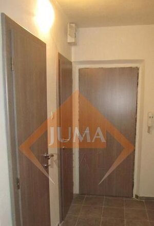 1,5 izbový byt Kežmarská ulica, Terasa — foto 1