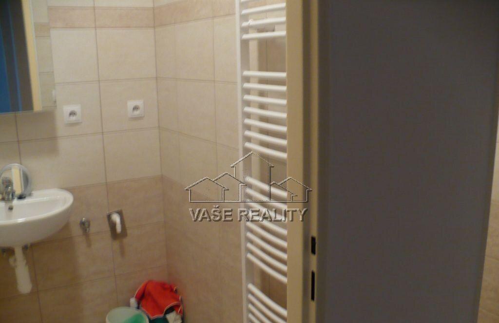 2 izb.byt Trenčianska Teplá, NOVOSTAVBA GARÁŽ 24 m2 — foto 4