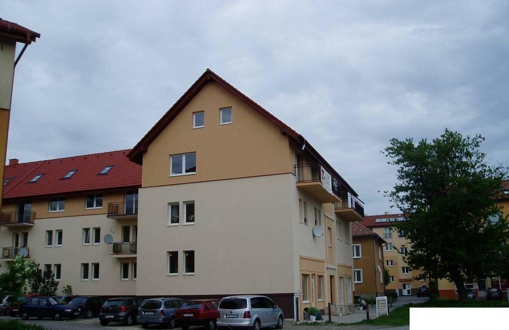 Projekt Komenského: SKOLAUDOVANÝ BYT 3- cca 127 m2