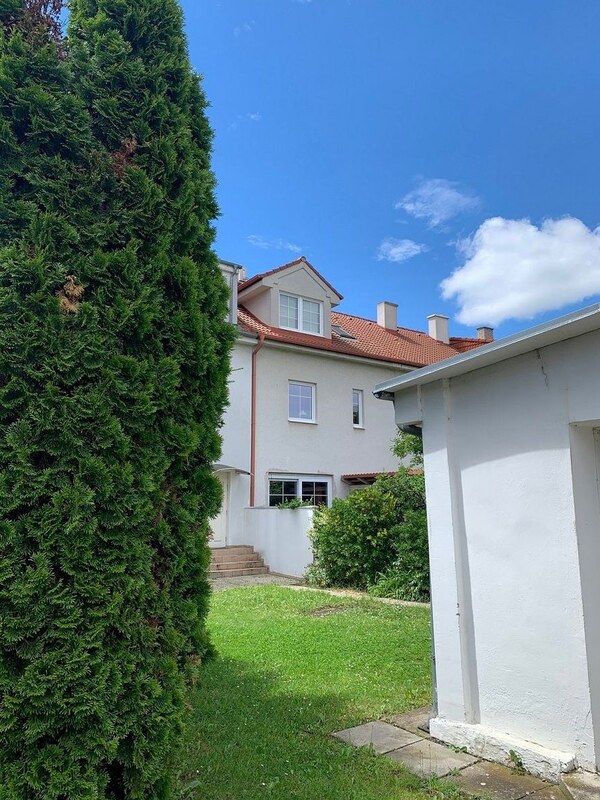 Rodinný dom v BA III, Nové Mesto, Ľudová štvrť, ul. Za kasárňou 