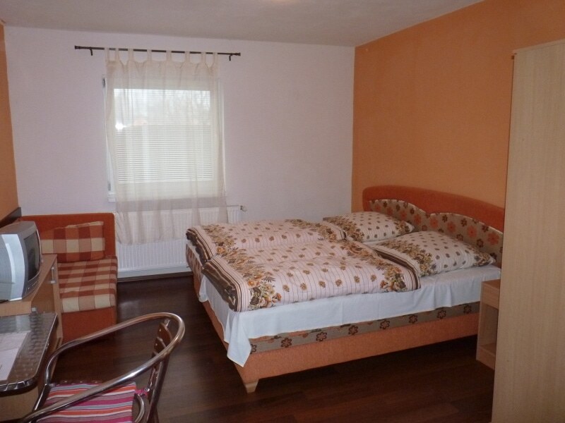 Predaj, penzión, hotel, Podhájska — foto 14