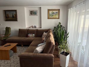 Veľký luxusný deväť izbový rodinný dom s veľkým pozemkom v Preseľanoch — foto 10