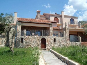 LUXUSNÁ KAMENNÁ VILA PRIAM NA PLÁŽI, STARIGRAD/PAKLENICA — foto 3